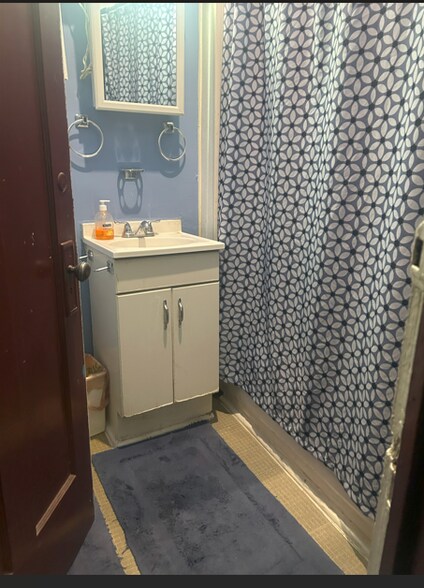 More Photos Of 4622 S Indiana Ave, Chicago Apartments For Sale