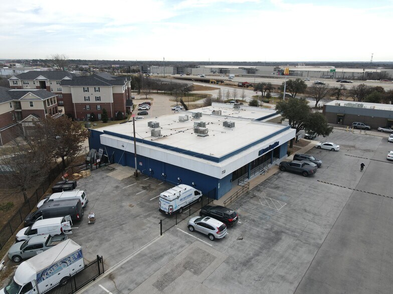 More Photos Of 733 Fort Worth Dr, Denton Office For Sale