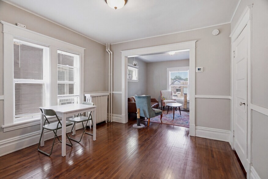 More Photos Of 2641 Lyndale Ave S, Minneapolis Apartments For Sale