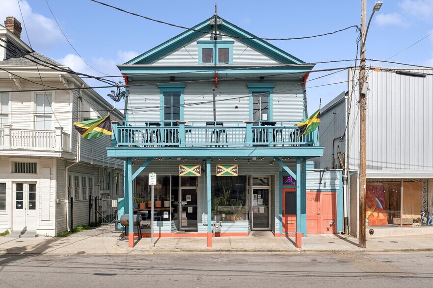 Primary Photo Of 8227-8229 Oak St, New Orleans Restaurant For Sale