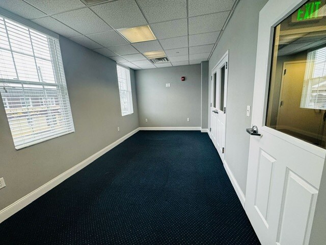 More Photos Of 42 E Main St, Freehold Medical For Lease