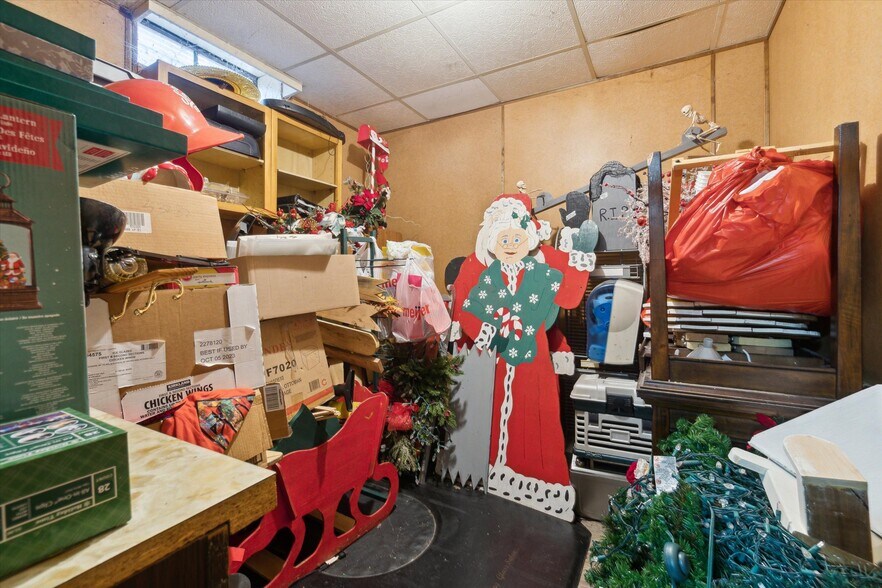 More Photos Of 4344 Richfield Rd, Flint Office For Sale