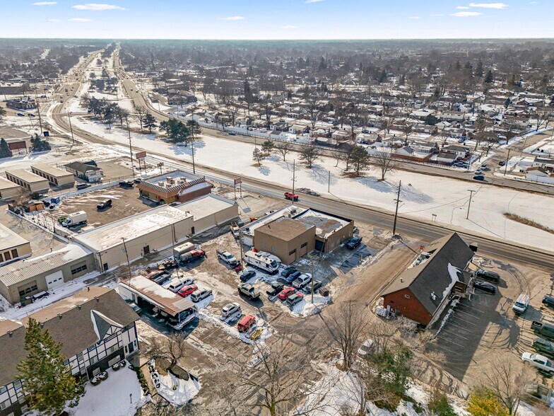 More Photos Of 2401 Fort St, Trenton Warehouse For Sale