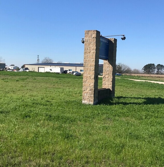 More Photos Of 6737 FM 362, Brookshire Warehouse For Lease