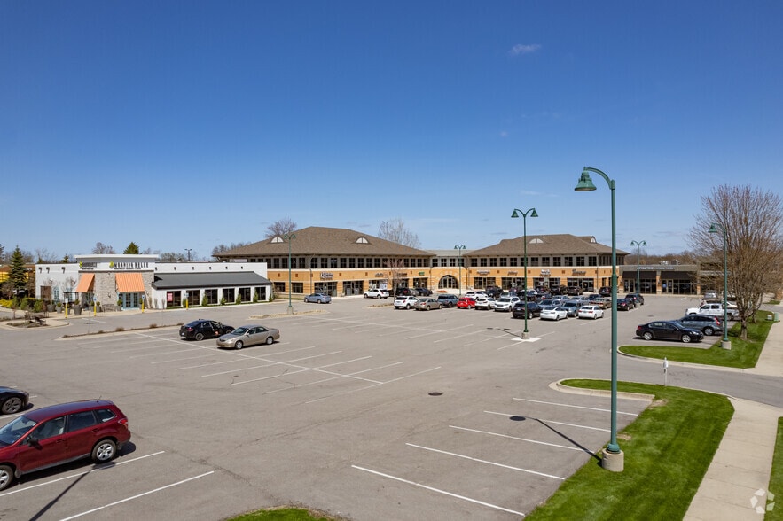 More Photos Of 1600 E Beltline Ave NE, Grand Rapids Storefront Retail Office For Lease