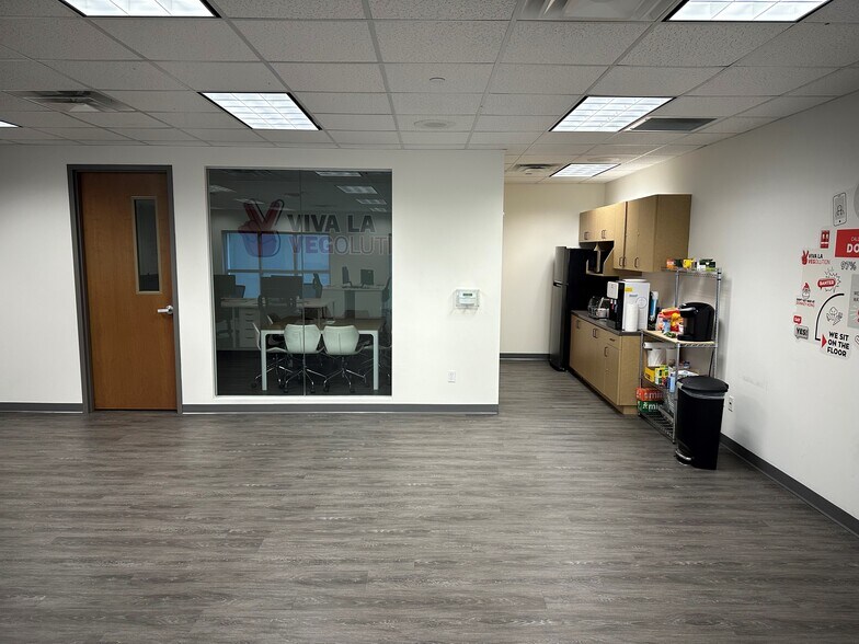 More Photos Of 1120 E Kennedy Blvd, Tampa Office For Sale