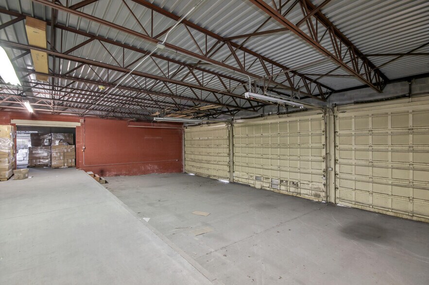 More Photos Of 901 E Morris St, Wichita Warehouse For Sale