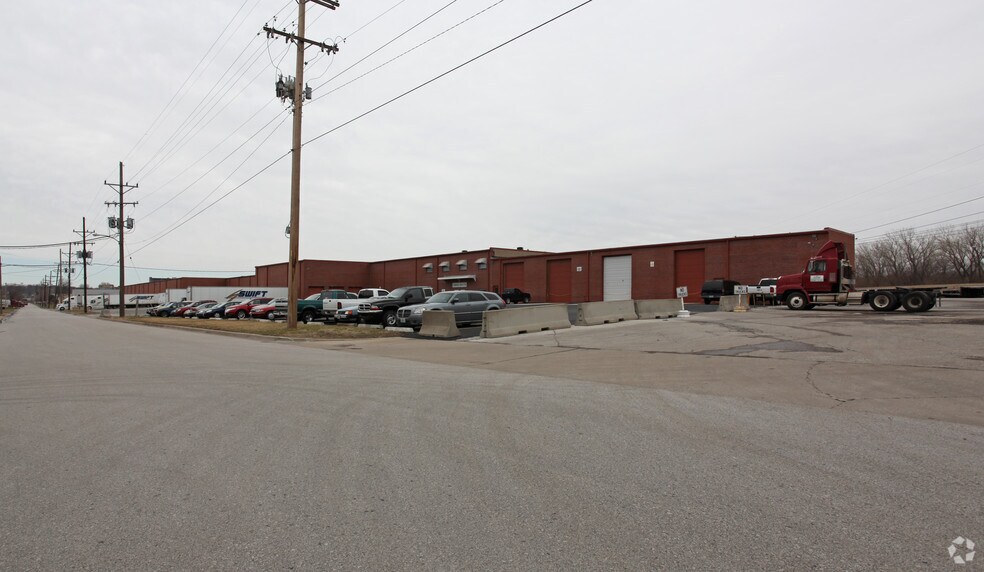 More Photos Of 1251 Taney St, North Kansas City Warehouse For Lease