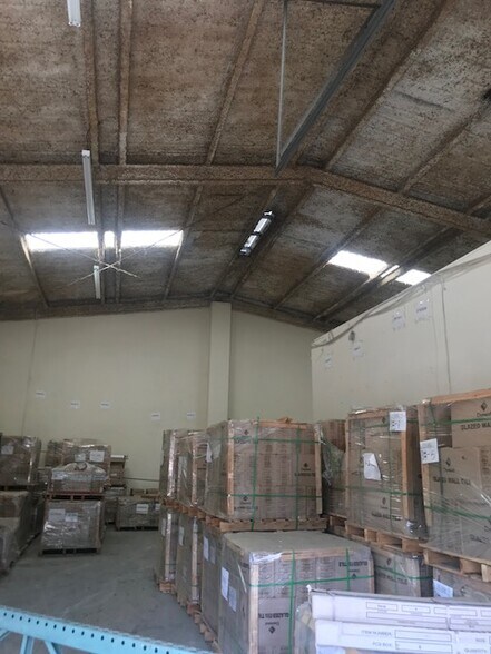 More Photos Of 10100 Clay Rd, Houston Manufacturing For Lease