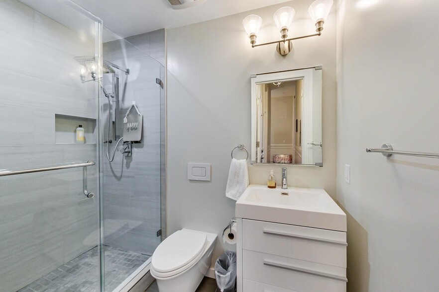 More Photos Of 751 Capp st, San Francisco Apartments For Sale