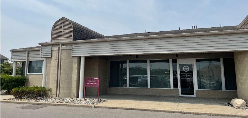 Primary Photo Of 16540 19 Mile Rd, Clinton Township Medical For Lease