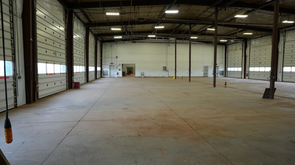 More Photos Of 10468 1st St SW, Killdeer Service For Lease