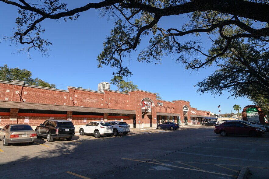 More Photos Of 2810 Westheimer Rd, Houston Unknown For Lease