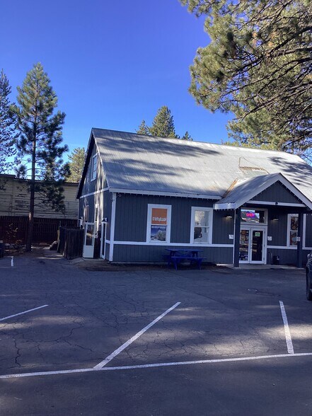 More Photos Of 3542 Lake Tahoe Blvd, South Lake Tahoe Restaurant For Sale