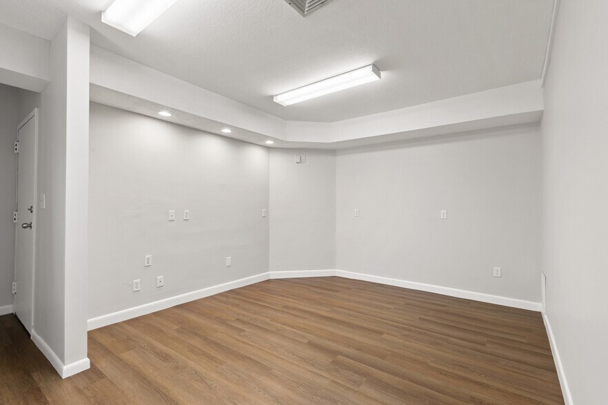 More Photos Of 321 Central St, Lowell Office Residential For Sale