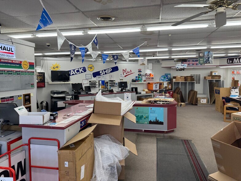 More Photos Of 2206 W Springfield Ave, Champaign General Retail For Sale