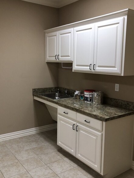 More Photos Of 8951 Collin McKinney Pky, McKinney Medical For Lease