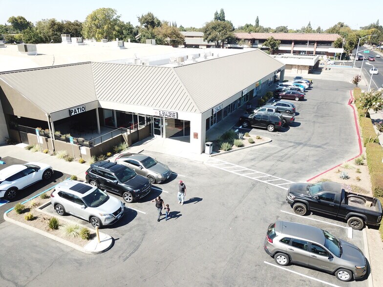 More Photos Of 106-108 W Main St, Woodland General Retail For Sale