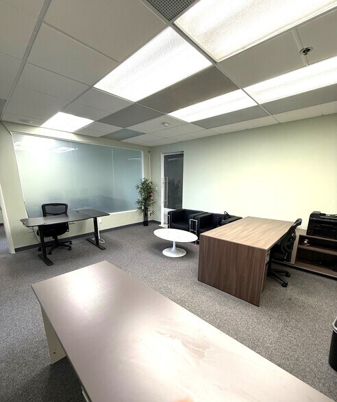 More Photos Of 150 SE 2nd Ave, Miami Office Residential For Sale