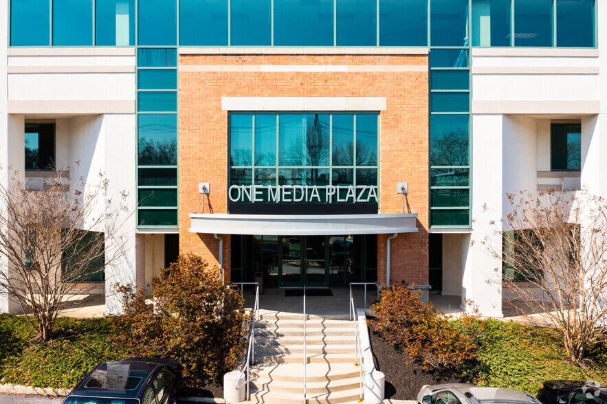 More Photos Of 1023 E Baltimore Pike, Media Office For Lease