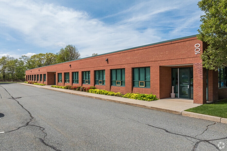 Primary Photo Of 24 Albion Rd, Lincoln Office For Lease