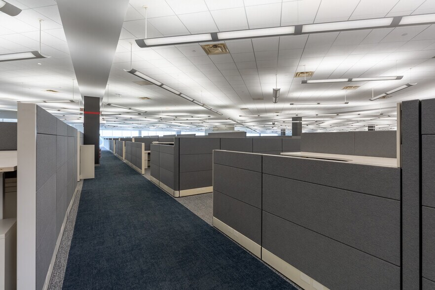 More Photos Of 5001 Meadowland Pky, Marion Office For Sale