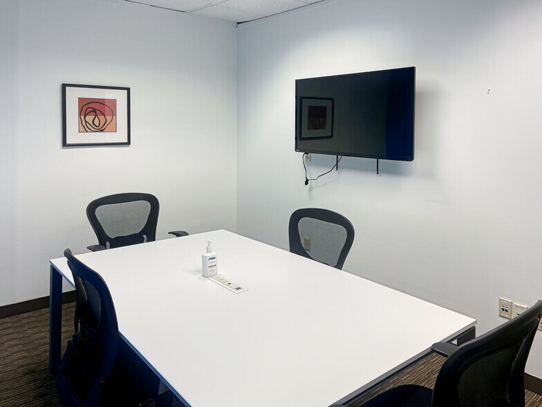 More Photos Of 1716 Briarcrest Dr, Bryan Coworking Space