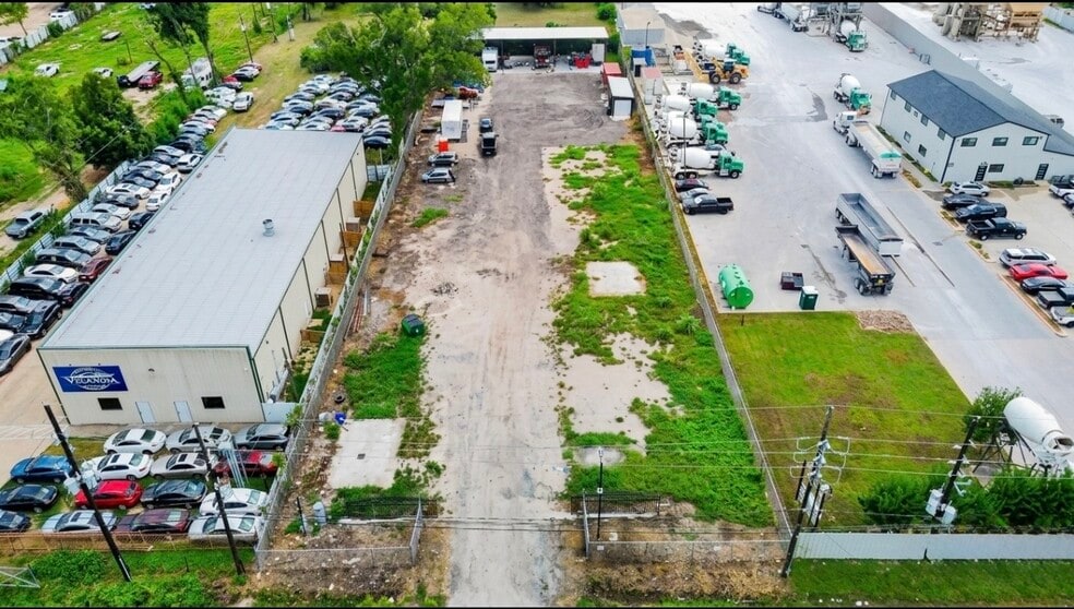 Primary Photo Of 5501 Breen Dr, Houston Land For Sale