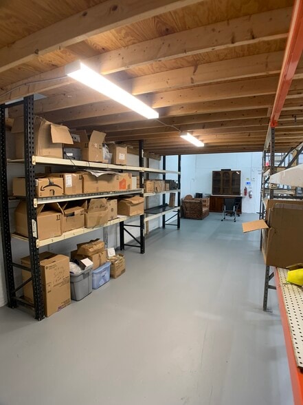 More Photos Of 676 NW 23rd St, Miami Warehouse For Lease