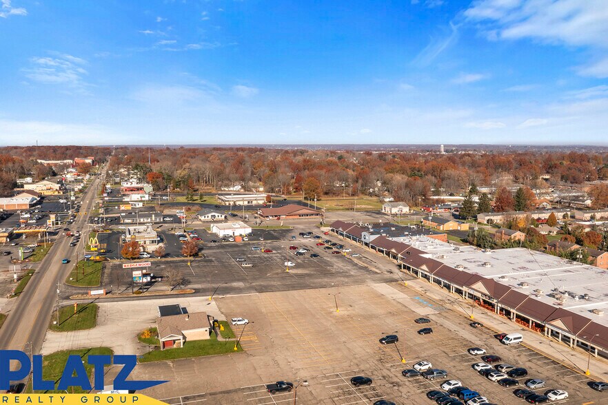 More Photos Of 1705-1747 S Raccoon Rd, Youngstown Unknown For Lease