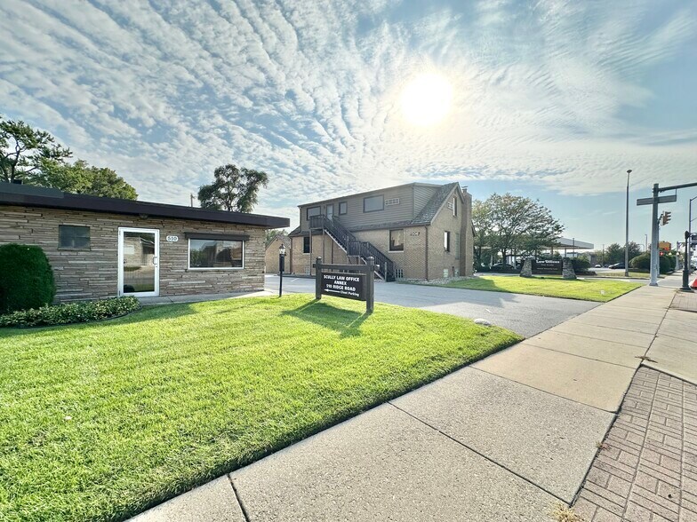 More Photos Of 510 Ridge Rd, Munster Office For Lease