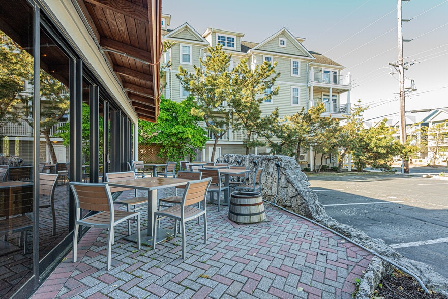 More Photos Of 14410 Coastal Hwy, Ocean City Restaurant For Sale