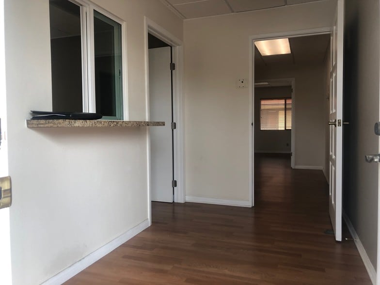 More Photos Of 3777 Tibbetts St, Riverside Office For Lease