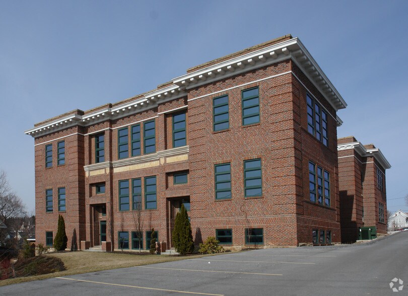 Primary Photo Of 313 W High St, Ebensburg Medical For Lease