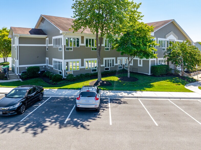More Photos Of 14409 Greenview Dr, Laurel Medical For Lease