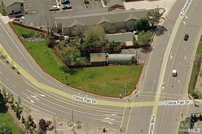 More Photos Of 314 S Cloverdale Blvd, Cloverdale Office For Lease