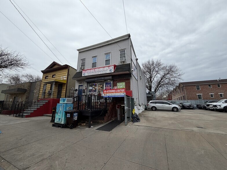 Primary Photo Of 4810 69th St, Woodside Storefront Retail Residential For Sale