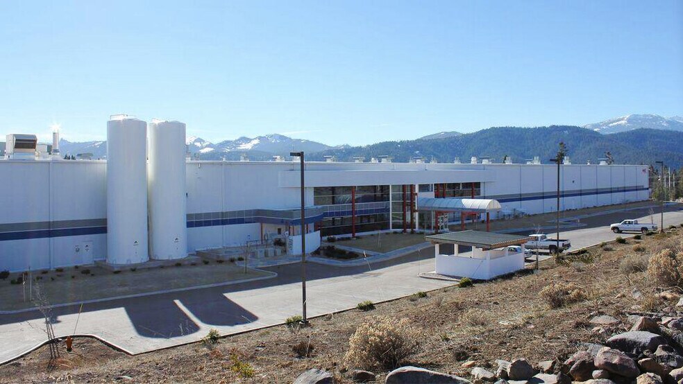 More Photos Of 210 Ski Village Dr, Mount Shasta Distribution For Sale