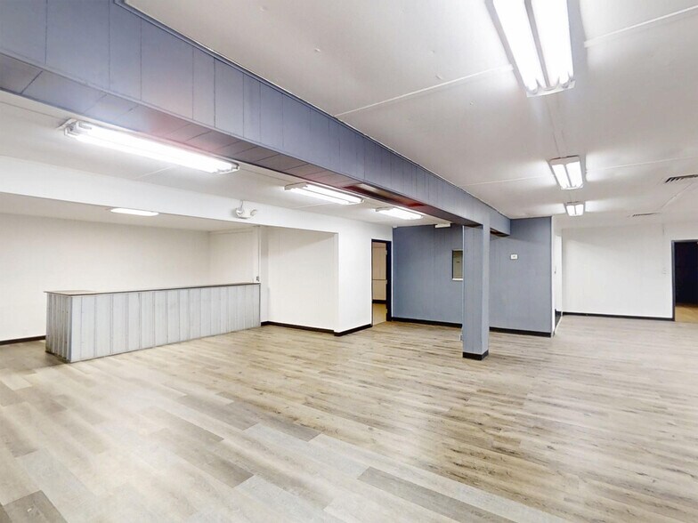 More Photos Of 138 E 12th St, Erie Freestanding For Lease