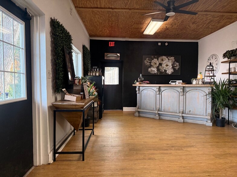 More Photos Of 1480 E Michigan St, Orlando Freestanding For Sale