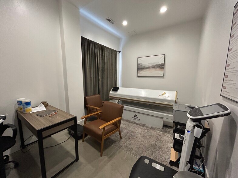 More Photos Of 564 W 700 S, Pleasant Grove Warehouse For Lease