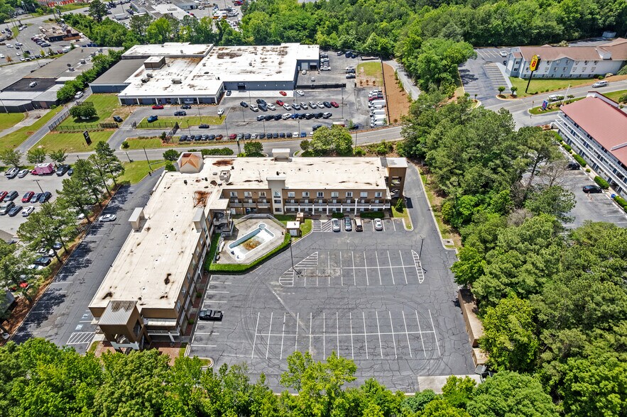 More Photos Of 155 Vulcan Rd, Birmingham Hotel For Sale