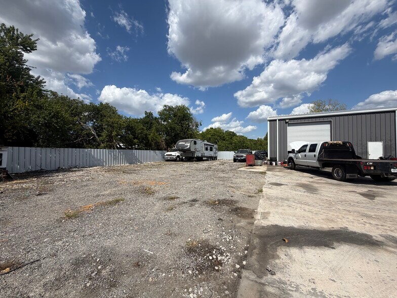More Photos Of 1222 Jackson St, Red Oak Land For Sale