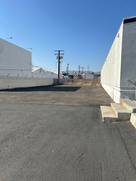 More Photos Of 4765 E Ramon Rd, Palm Springs Storefront Retail Office For Sale