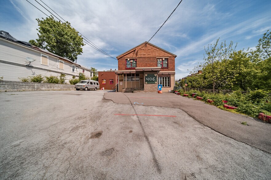 More Photos Of 406-408 Kirkpatrick St, Syracuse Freestanding For Sale