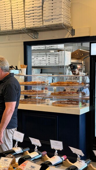 More Photos Of 620 S Presa St, San Antonio Restaurant For Sale
