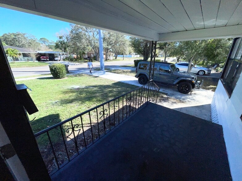 More Photos Of , Saint Petersburg Multifamily For Sale