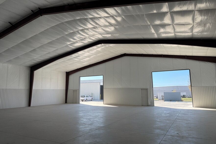 More Photos Of 510 Jealouse Way, Cedar Hill Distribution For Lease