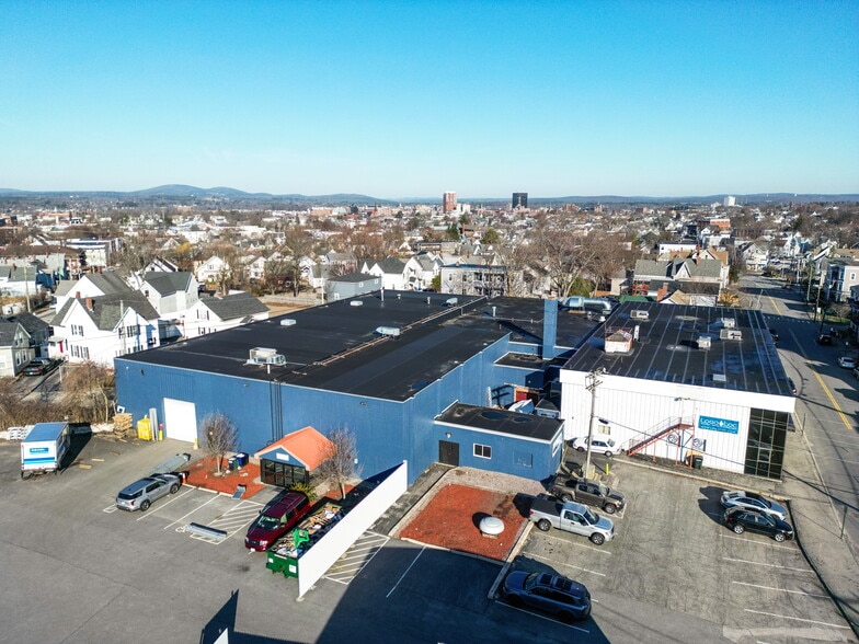 More Photos Of 305 Massabesic St, Manchester Manufacturing For Sale