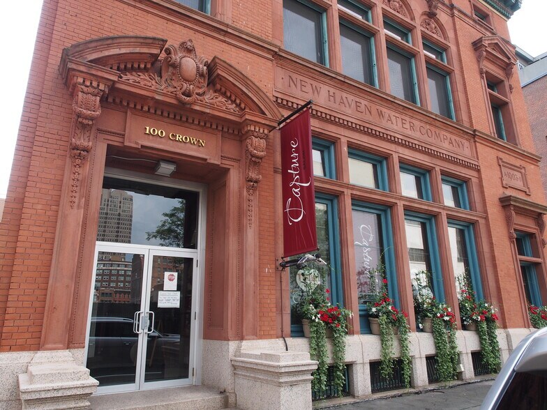 More Photos Of 100 Crown St, New Haven Office For Lease